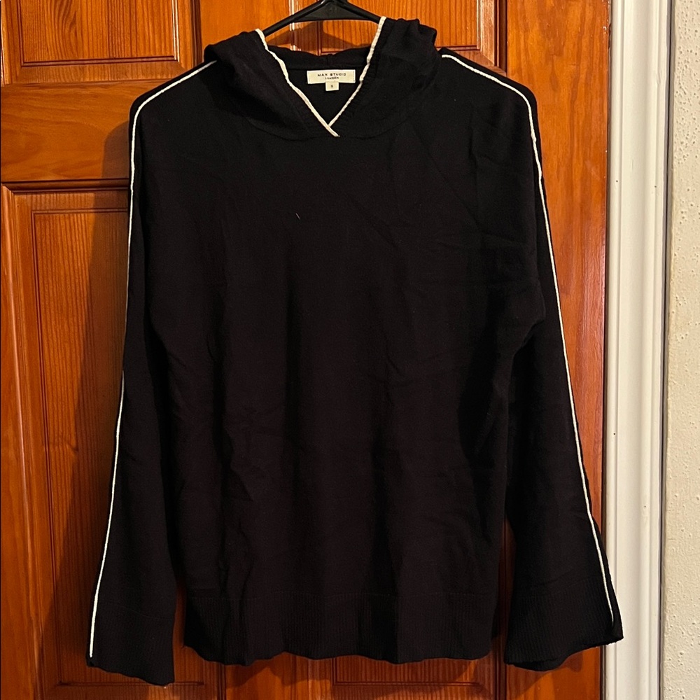 Women’s Black hoodie
